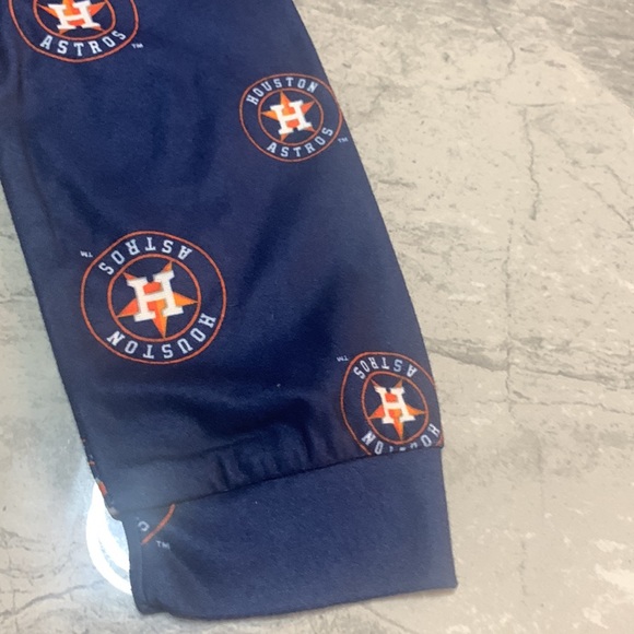 MLB - GENUINE MERCHANDISE - Houston Astros - Pajamas - Baseball - 2T - Picture 14 of 16